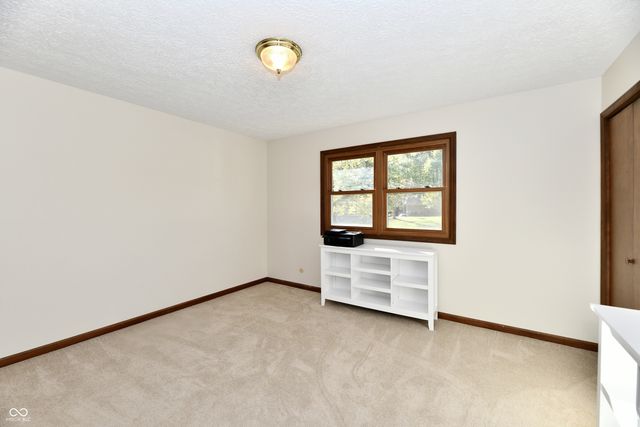 19250 Green Valley Drive, Noblesville, IN 46060