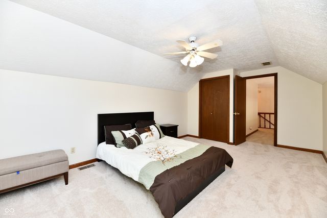 19250 Green Valley Drive, Noblesville, IN 46060