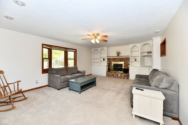 19250 Green Valley Drive, Noblesville, IN 46060