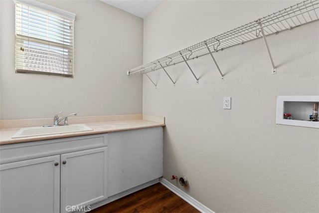 820 Volande Court, Perris, CA 92571