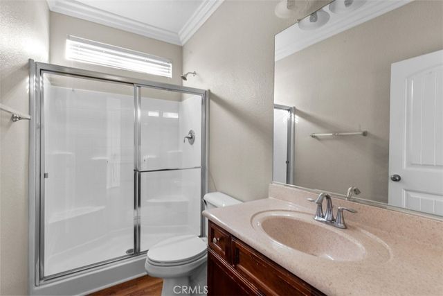 820 Volande Court, Perris, CA 92571