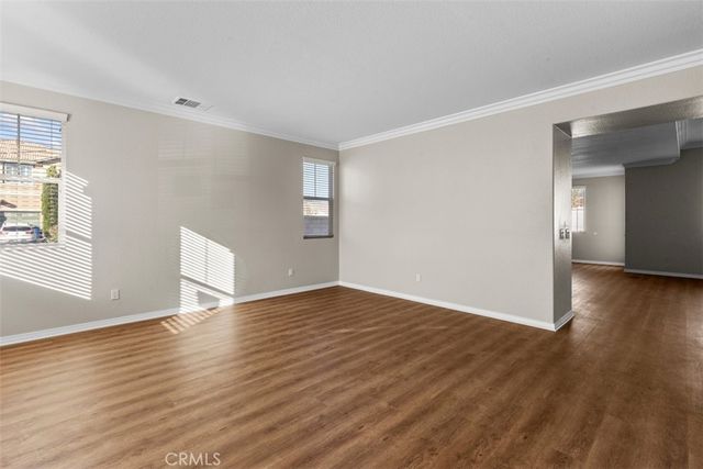 820 Volande Court, Perris, CA 92571