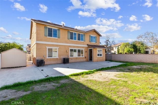 820 Volande Court, Perris, CA 92571