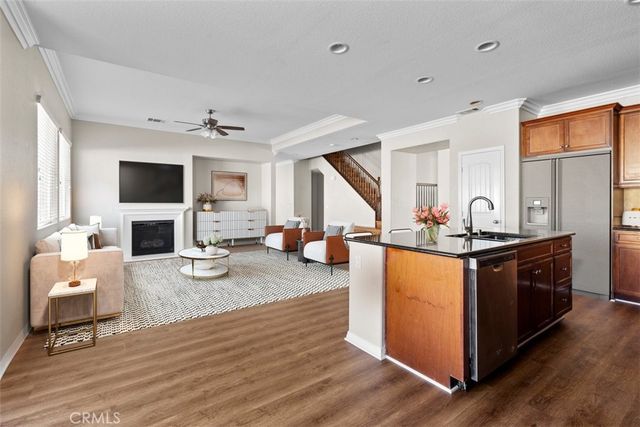 820 Volande Court, Perris, CA 92571