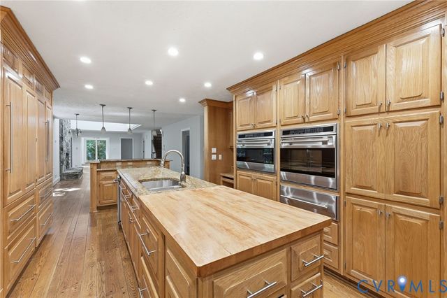 3201 E Brigstock Rd, Chesterfield, VA 23113