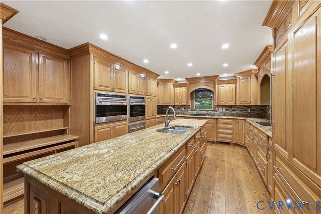 3201 E Brigstock Rd, Chesterfield, VA 23113