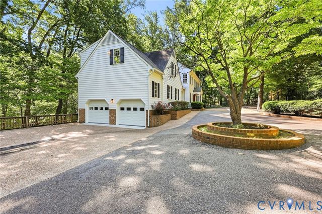 3201 E Brigstock Rd, Chesterfield, VA 23113