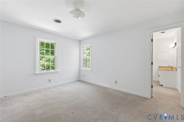 3201 E Brigstock Rd, Chesterfield, VA 23113