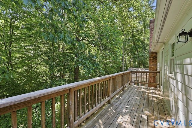 3201 E Brigstock Rd, Chesterfield, VA 23113