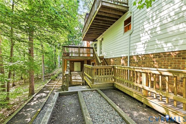 3201 E Brigstock Rd, Chesterfield, VA 23113