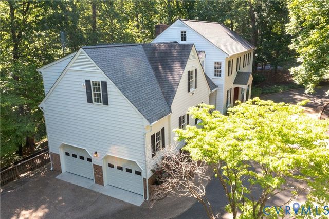 3201 E Brigstock Rd, Chesterfield, VA 23113