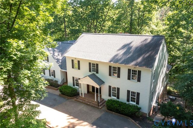 3201 E Brigstock Rd, Chesterfield, VA 23113
