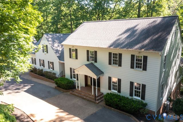 3201 E Brigstock Rd, Chesterfield, VA 23113