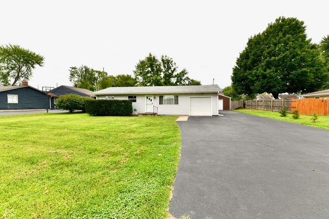 3813 W Smith Valley Road, Greenwood, IN 46142