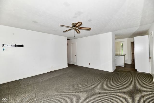 3813 W Smith Valley Road, Greenwood, IN 46142