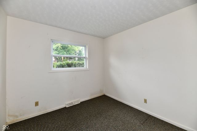 3813 W Smith Valley Road, Greenwood, IN 46142