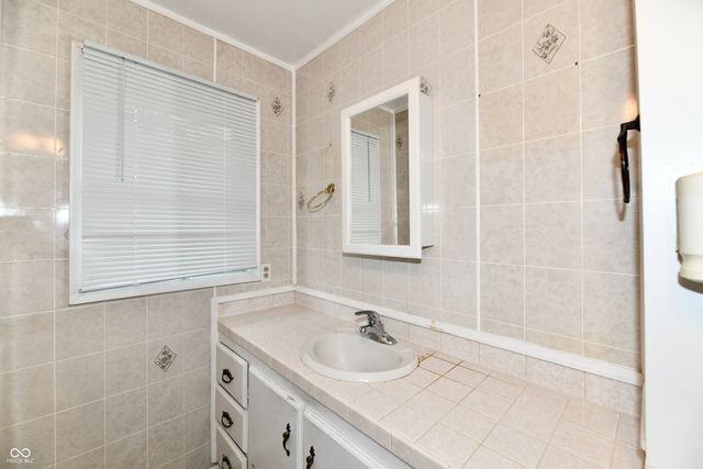 3813 W Smith Valley Road, Greenwood, IN 46142
