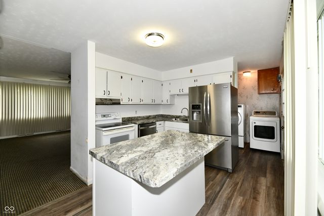 3813 W Smith Valley Road, Greenwood, IN 46142
