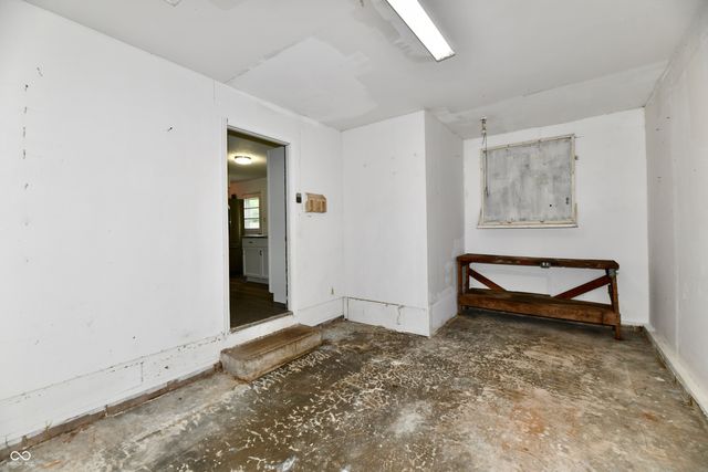 3813 W Smith Valley Road, Greenwood, IN 46142