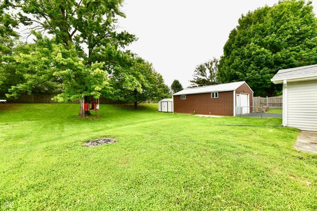 3813 W Smith Valley Road, Greenwood, IN 46142