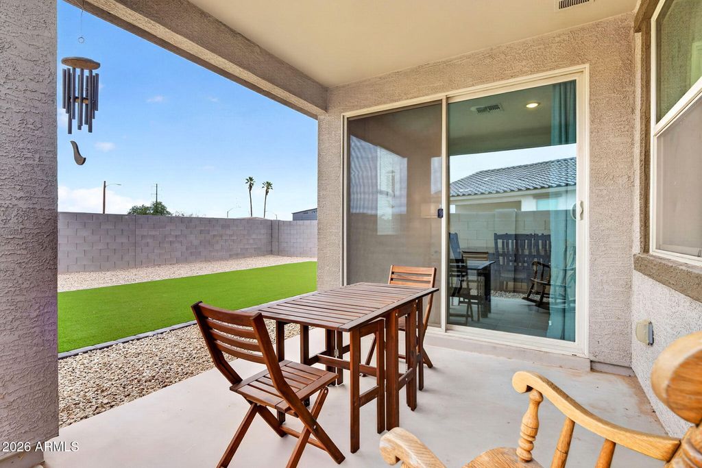 Image 35 of property listing at 41590 W DUSTY CREEK Drive, Maricopa, AZ 85138