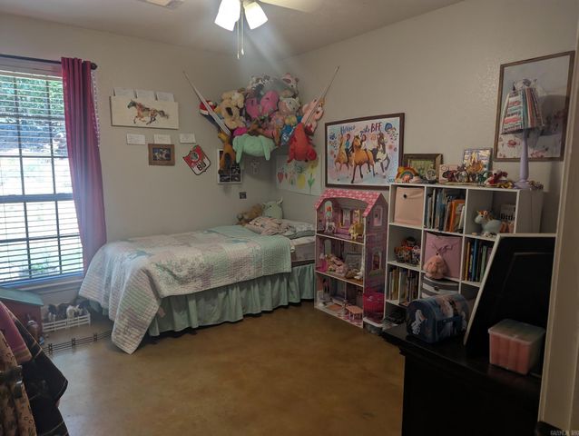 110 QUAIL VALLEY RD, Sherwood, AR 72120