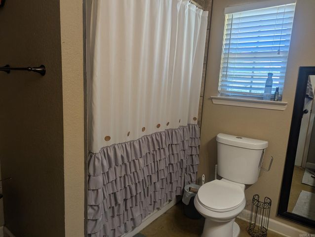 110 QUAIL VALLEY RD, Sherwood, AR 72120