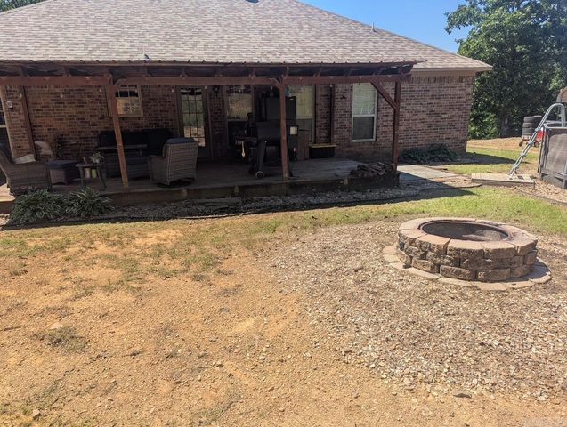 110 QUAIL VALLEY RD, Sherwood, AR 72120