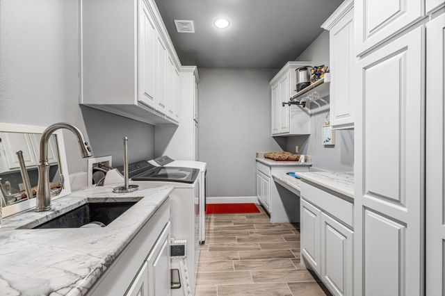 3218 Fountain Way, Granbury, TX 76049