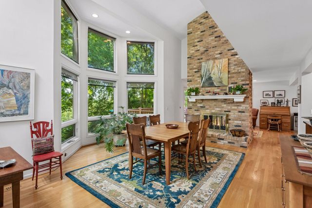 5845 Ridge Road, Shorewood, MN 55331