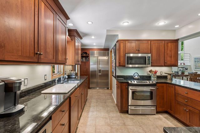 5845 Ridge Road, Shorewood, MN 55331