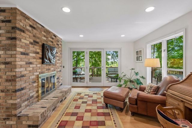 5845 Ridge Road, Shorewood, MN 55331