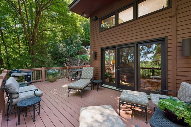 5845 Ridge Road, Shorewood, MN 55331