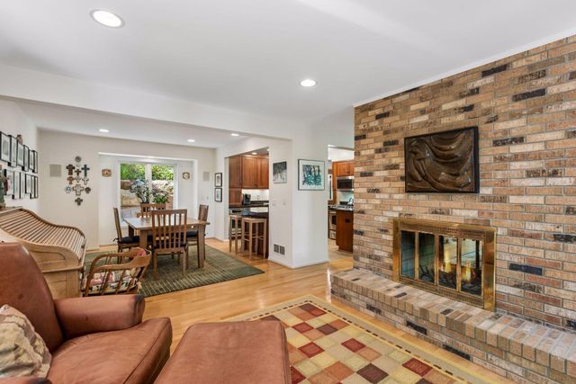 5845 Ridge Road, Shorewood, MN 55331