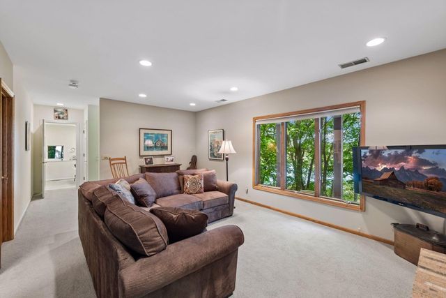 5845 Ridge Road, Shorewood, MN 55331