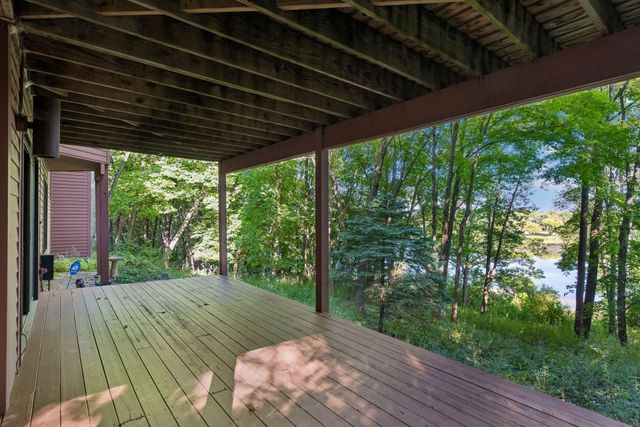 5845 Ridge Road, Shorewood, MN 55331
