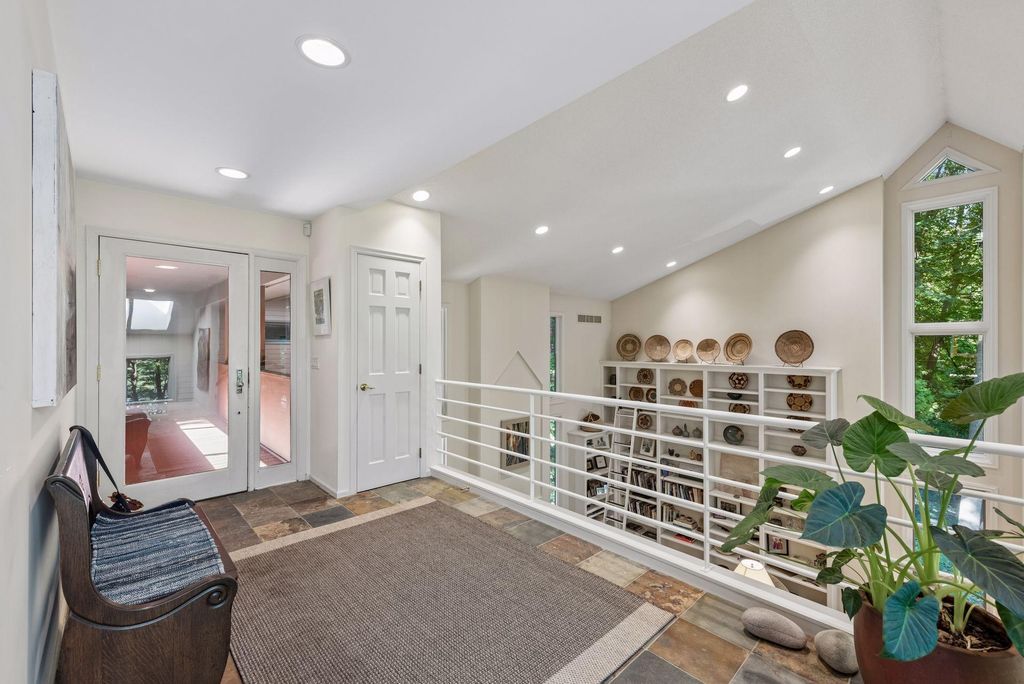 5845 Ridge Road, Shorewood, MN 55331 — photo 3