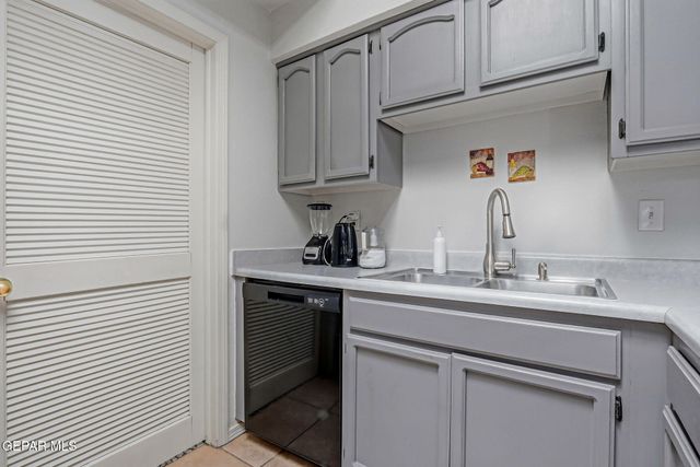 3320 Tierra Nevada Drive, El Paso, TX 79938