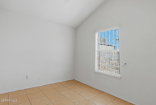 3320 Tierra Nevada Drive, El Paso, TX 79938