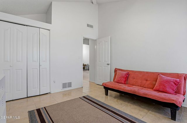 3320 Tierra Nevada Drive, El Paso, TX 79938