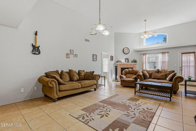 3320 Tierra Nevada Drive, El Paso, TX 79938