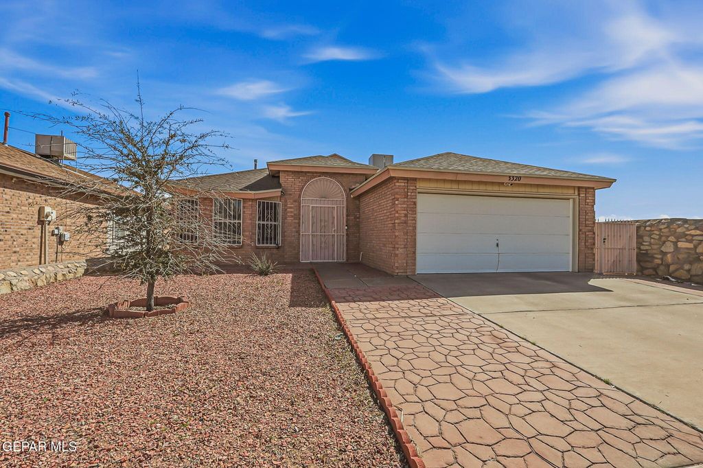 3320 Tierra Nevada Drive, El Paso, TX 79938