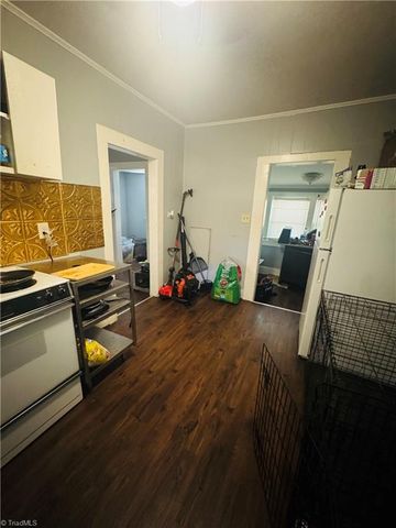 801 Oak Street, Greensboro, NC 27403