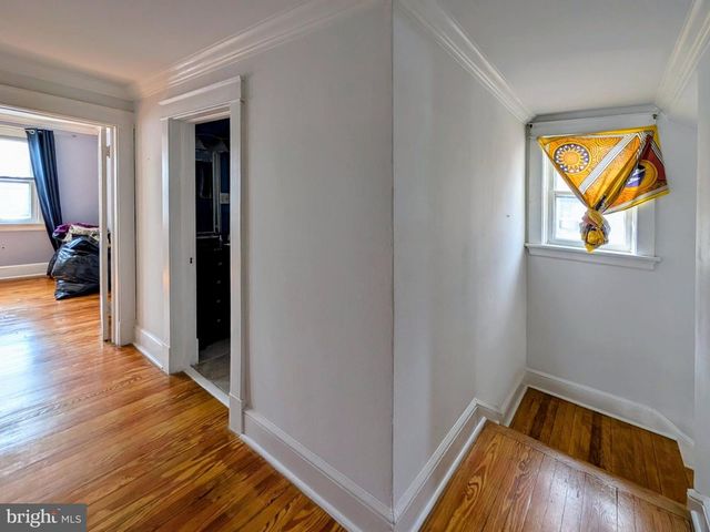 8 W 11TH ST, Front Royal, VA 22630