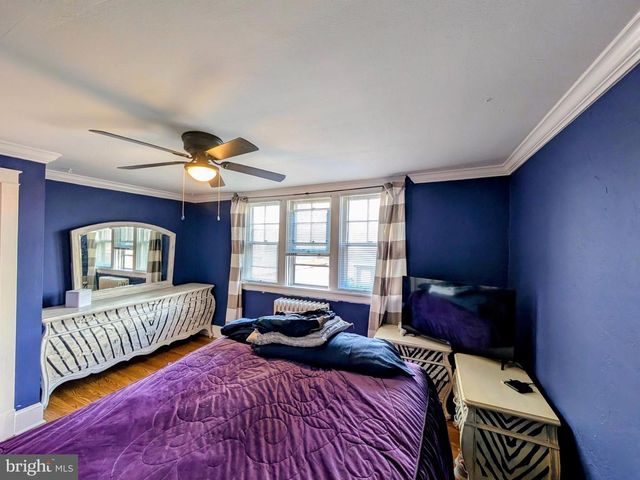 8 W 11TH ST, Front Royal, VA 22630