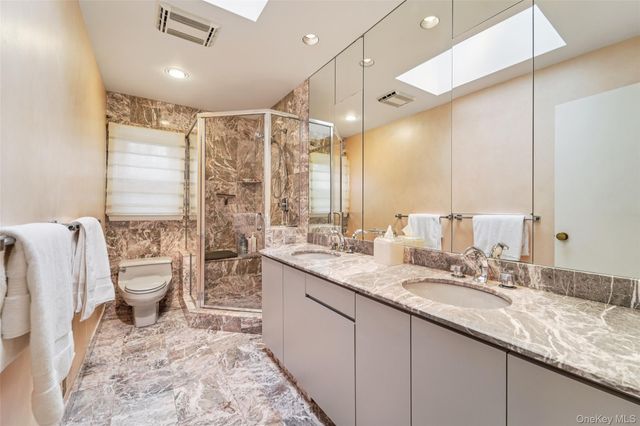 6 Robins Roost, Rye Brook, NY 10573