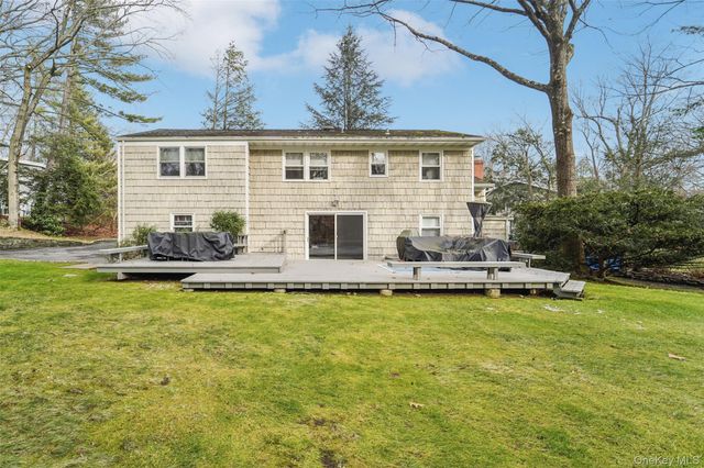 6 Robins Roost, Rye Brook, NY 10573