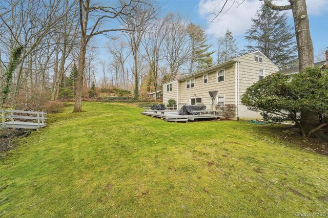 6 Robins Roost, Rye Brook, NY 10573