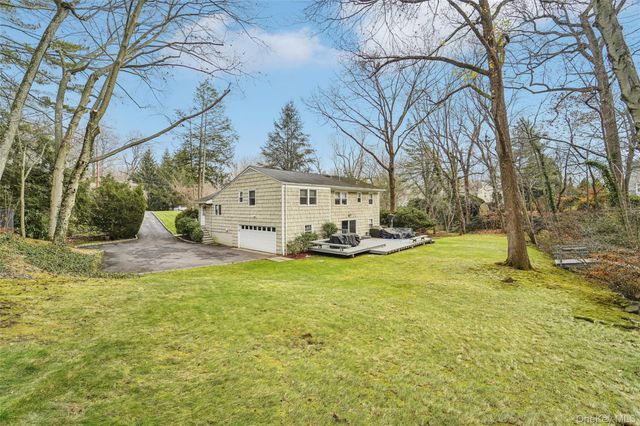 6 Robins Roost, Rye Brook, NY 10573