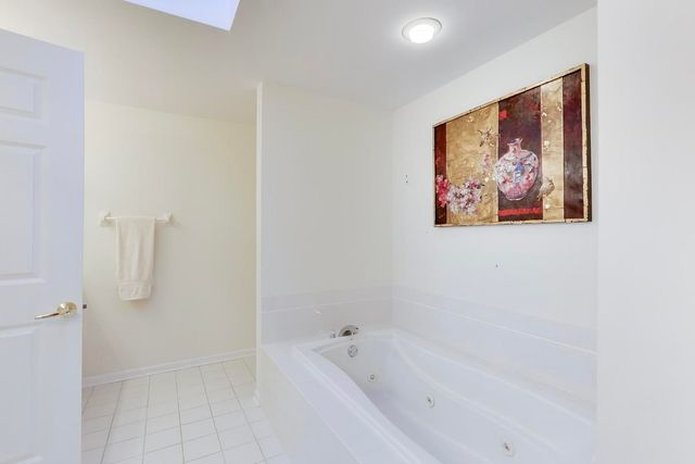 620 Homewood Avenue 405, Highland Park, IL 60035